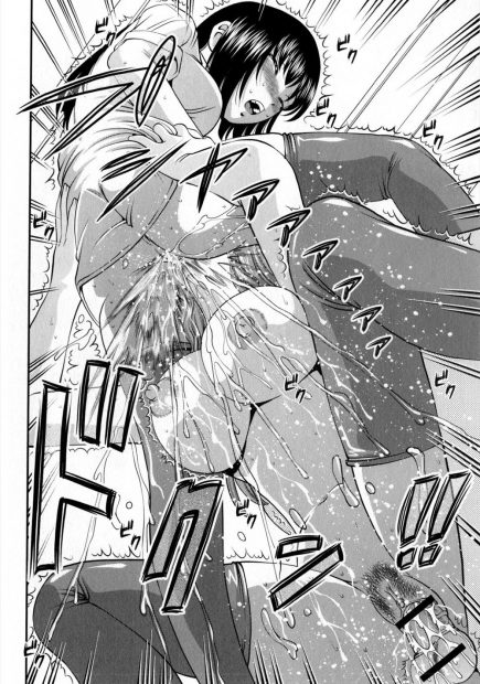 【エロ漫画】ドＳレズな妹が自分をおかずにオナニーしていた兄を目隠し拘束して妹の友達に逆レイプさせながら、友達にクンニさせて大量に潮吹き昇天！